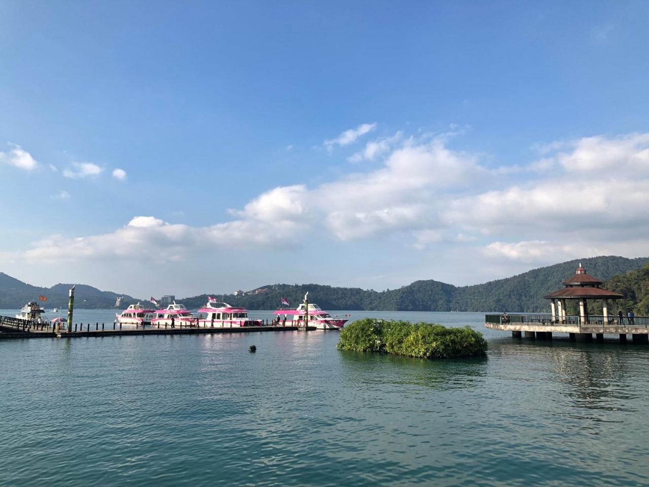 Crystal Inn Sun Moon Lake Yuchi Ngoại thất bức ảnh